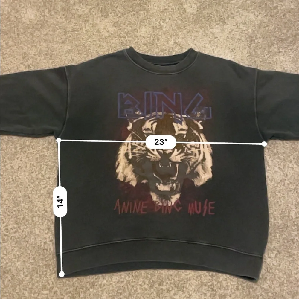 Vintage-Style Black Graphic Tiger Sweatshirt - Picture 9 of 10